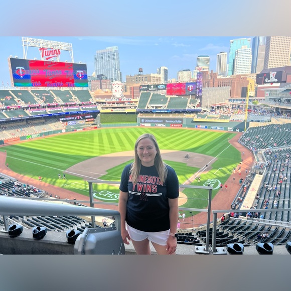 Meet your Posher, Courtney - Picture 7 of 10